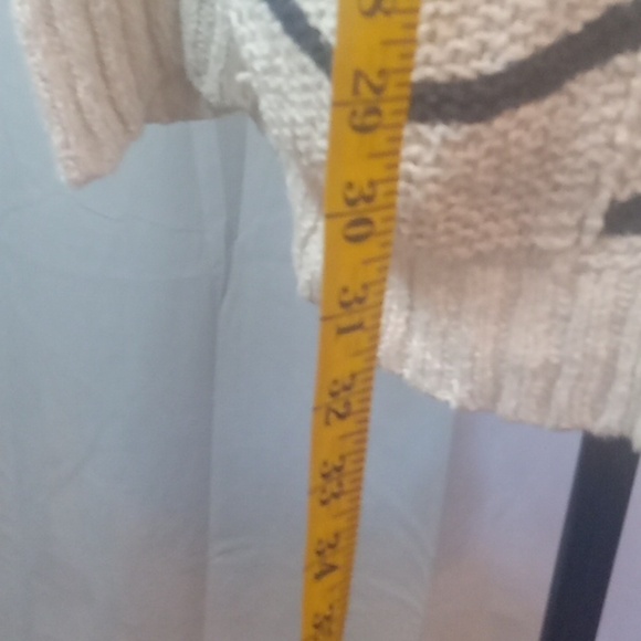 Free people beach sweater size small - Picture 4 of 8